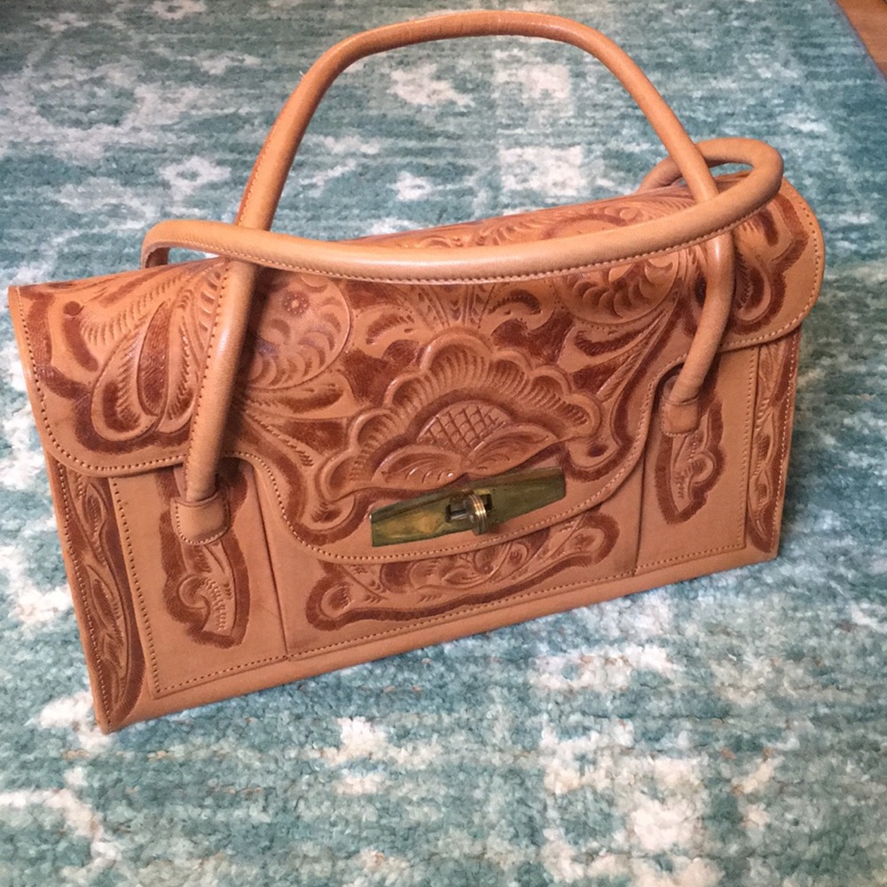 VINTAGE LEATHER HANDBAG